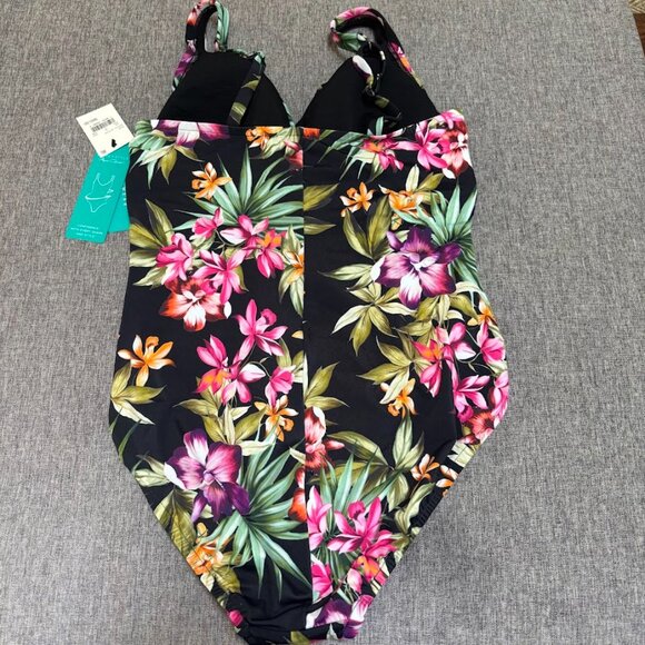 Agua Green Floral Shirred Shape + Style One Piece Swimsuit - Picture 5 of 8